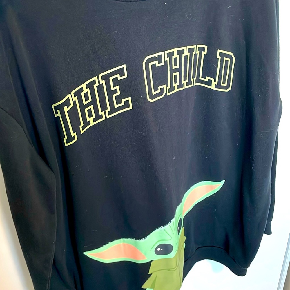 L The Child Sweater